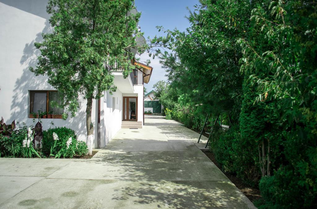 ホテルCasa Diana コマナ エクステリア 写真